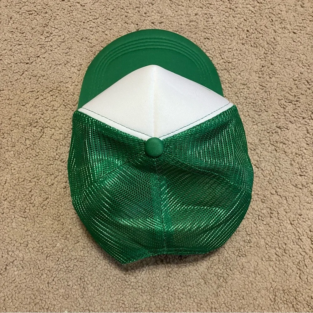 Lucky retro-style trucker cap hat White &‎ Green St. Patrick's Day